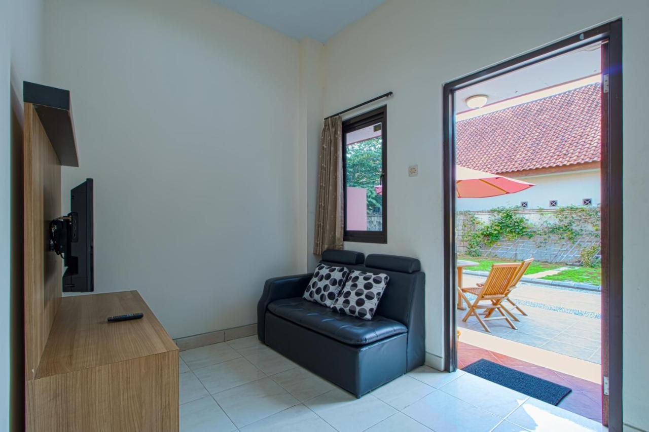 Hotel Karana House Syariah Melati Exterior foto